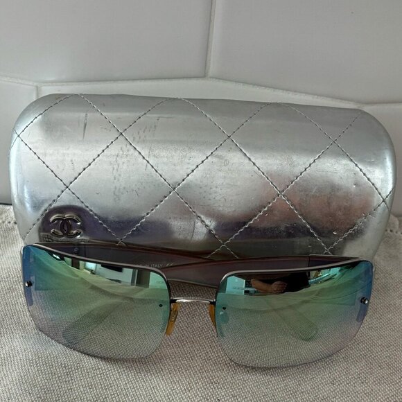 Chanel Vintage CC Sunglasses - Silver Iridescent - Rhinestones - 4095-B 124/Z1 - Picture 1 of 12